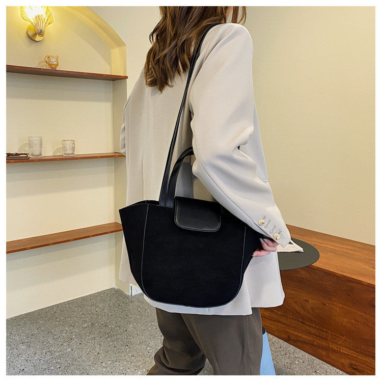 {{Petit Sac à dos SKOTHL multipoche en Cuir}} - {{ SKOTHL }}